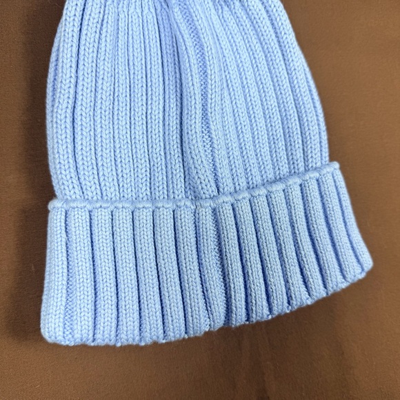 Moncler Baby Blue Knit Beanie w/ Pom Pom – Women’s – New w/ Tags - Picture 5 of 5